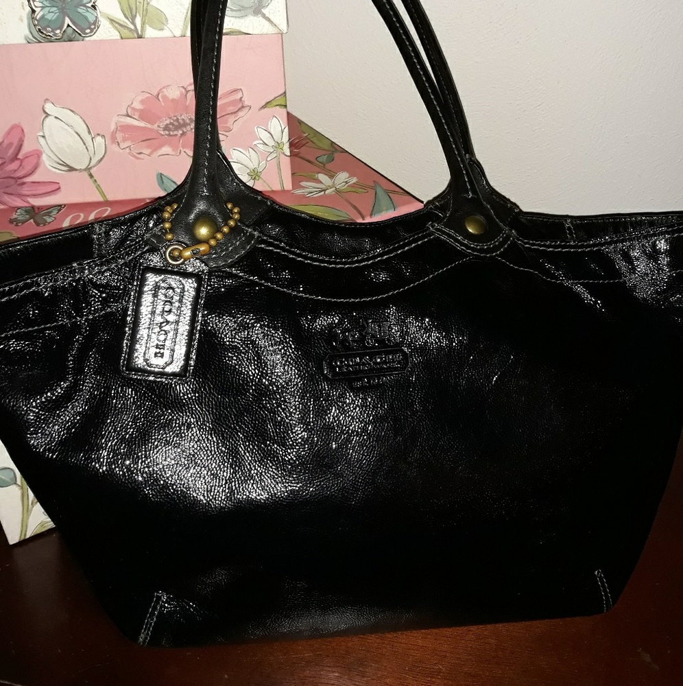 Coach patent leather bleeker tote